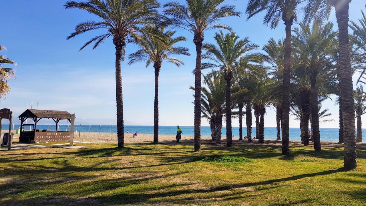 Impresionante Primera Línea De Playa, Bajondillo Beach Torremolinos Bagian luar foto